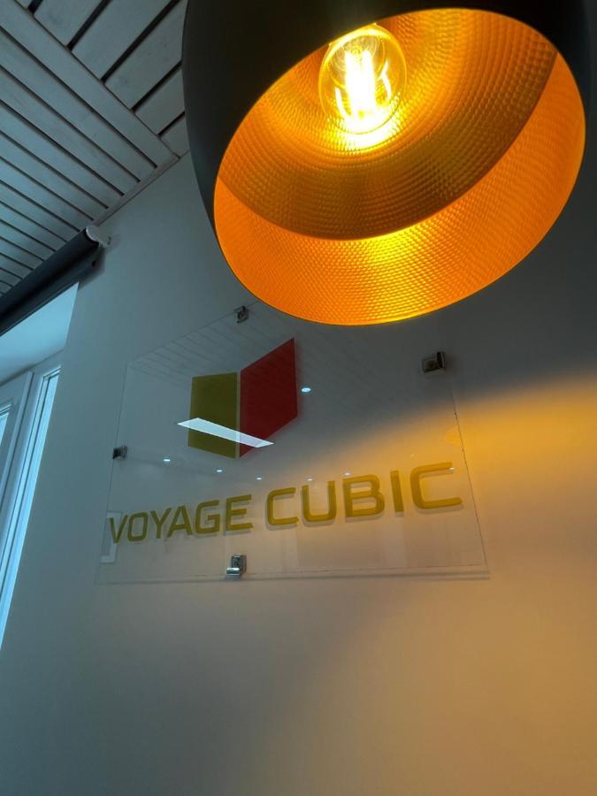 Voyage Cubic Adults Only Apartment Sibiu Luaran gambar