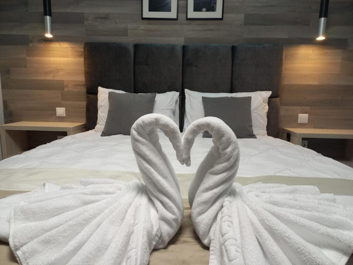 Voyage Cubic Adults Only Apartment Sibiu Luaran gambar